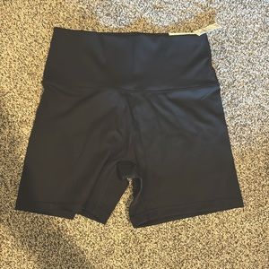 Aerie offline goals bike short- size large BNWT